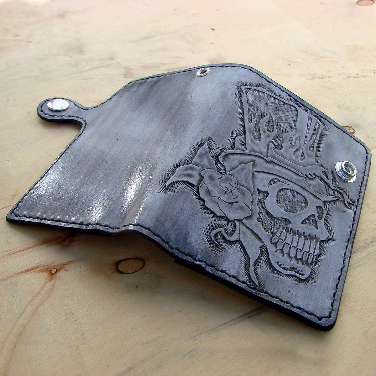 Bifold cow leather wallet biker style white  with skull by Another Way of LifeAnother Way of Life