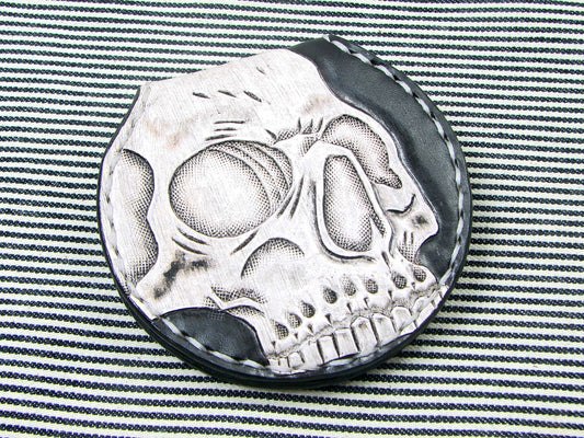 Handmade Vegetable-Tanned Leather Coin Purse with Skull Design