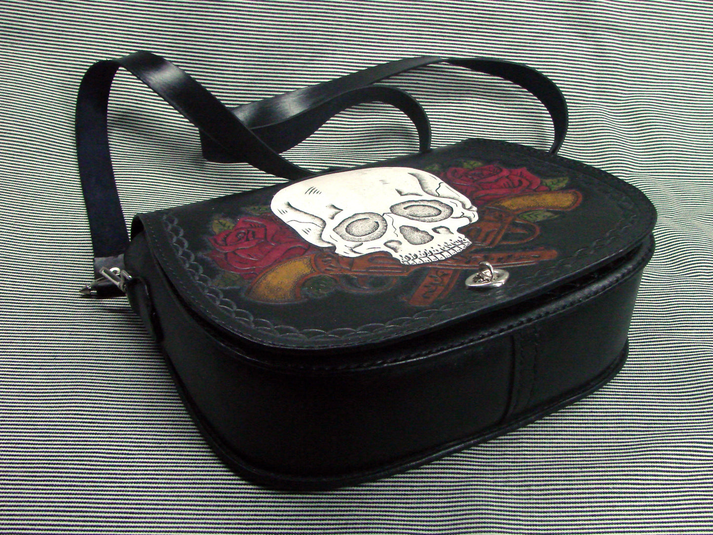 Handmade Tooled Leather Handbag Shoulder Bag with Skulls, pistols and Red Roses