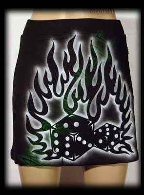 M&iacute;ni skirt punkrock black with a white designAnother Way of Life
