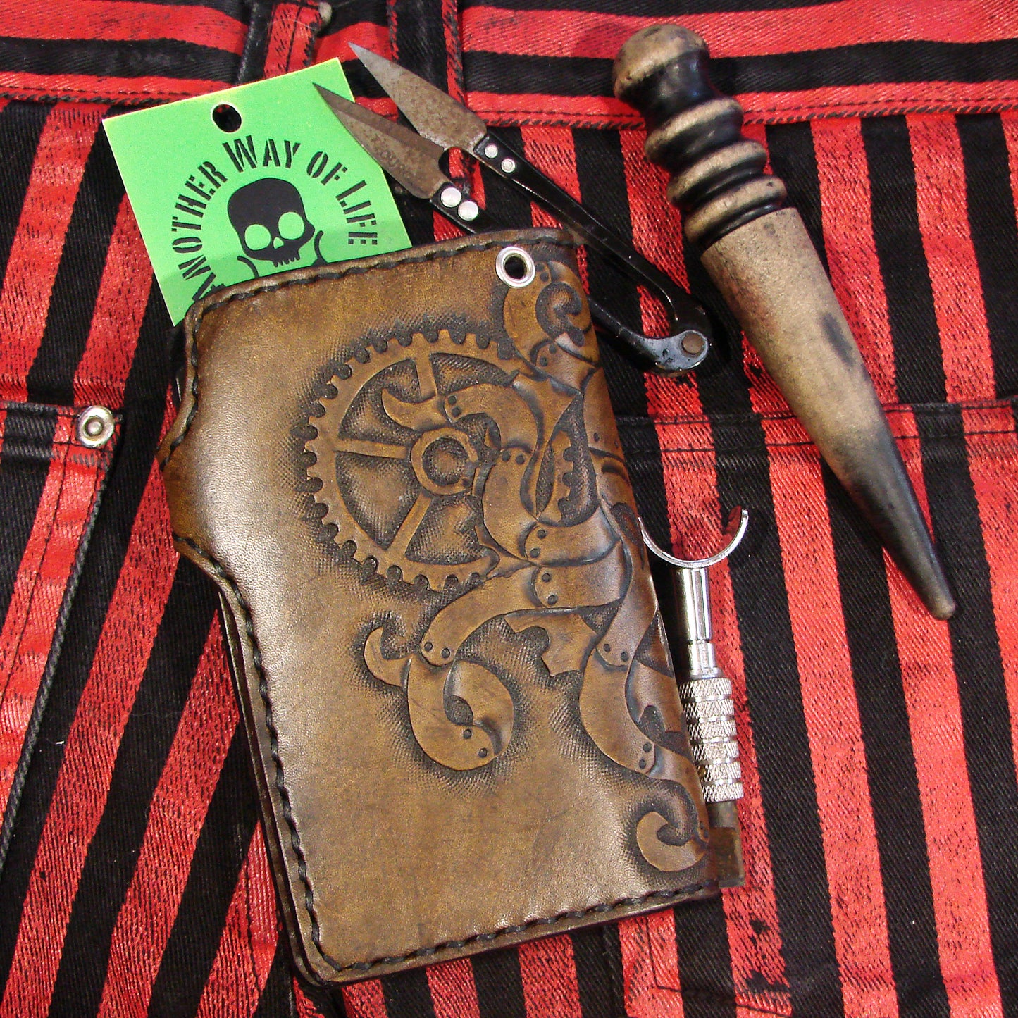 Steampunk octopus wallet