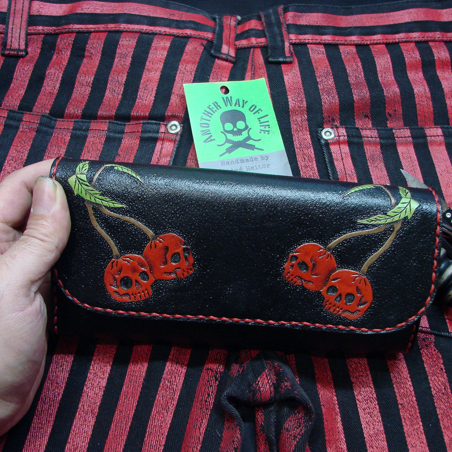 Woman wallet with Cherries Skull
